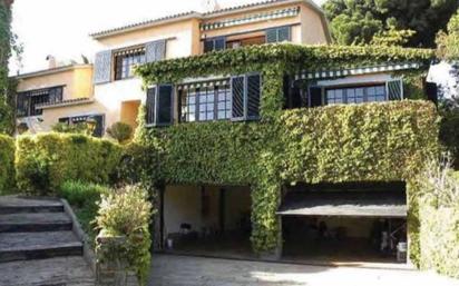 Exterior view of House or chalet for sale in Canet de Mar  with Air Conditioner and Terrace