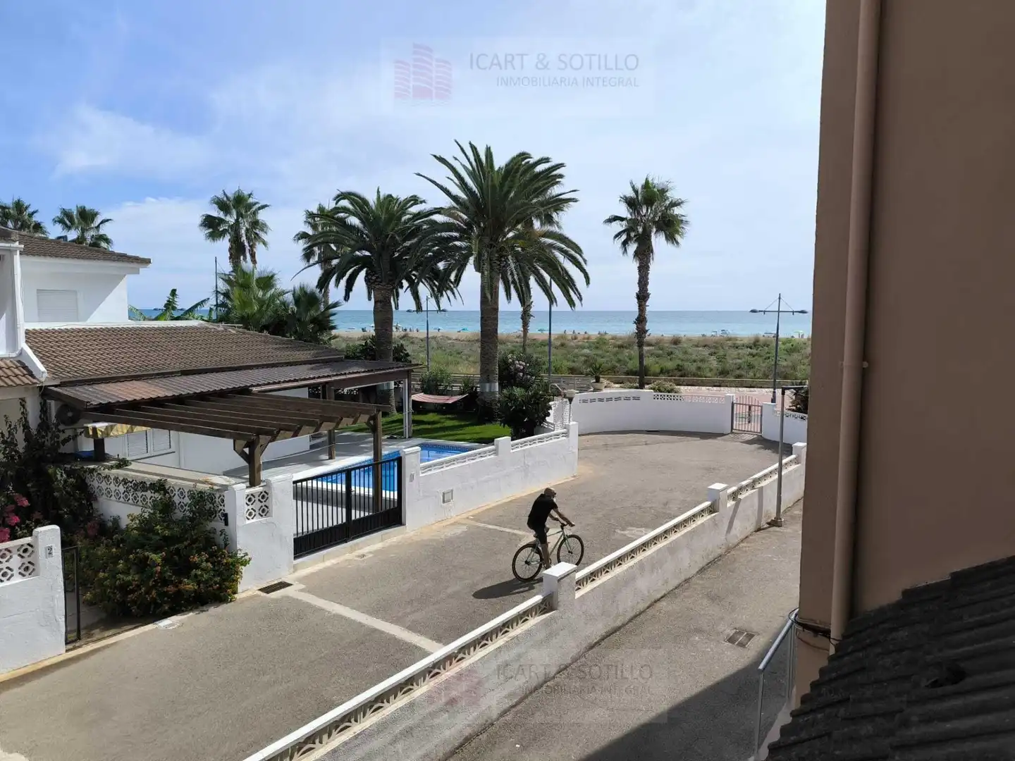 Vista exterior de Apartament en venda en Vinaròs amb Terrassa