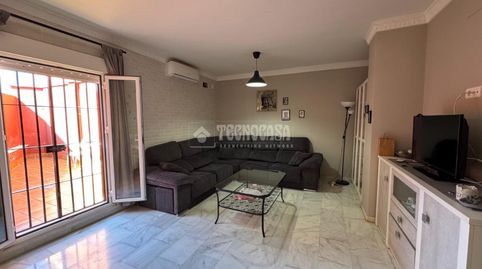 Foto 3 de Casa adosada en venta en Écija, Sevilla