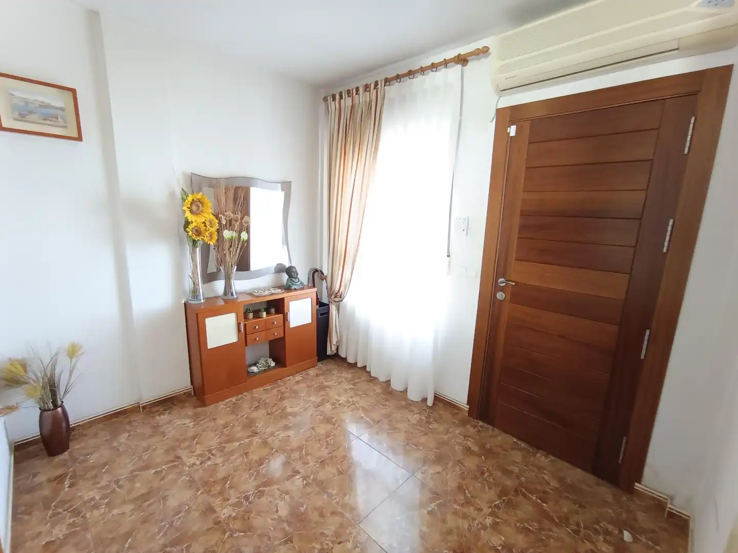 Schlafzimmer von Einfamilien-Reihenhaus zum Verkauf in Ulea mit Klimaanlage, Heizung und Terrasse