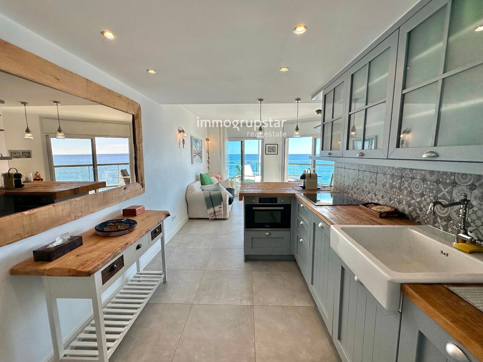 Cocina de Apartamento en venta en Castell d'Aro, Platja d'Aro i s'Agaró con Aire acondicionado, Calefacción y Terraza