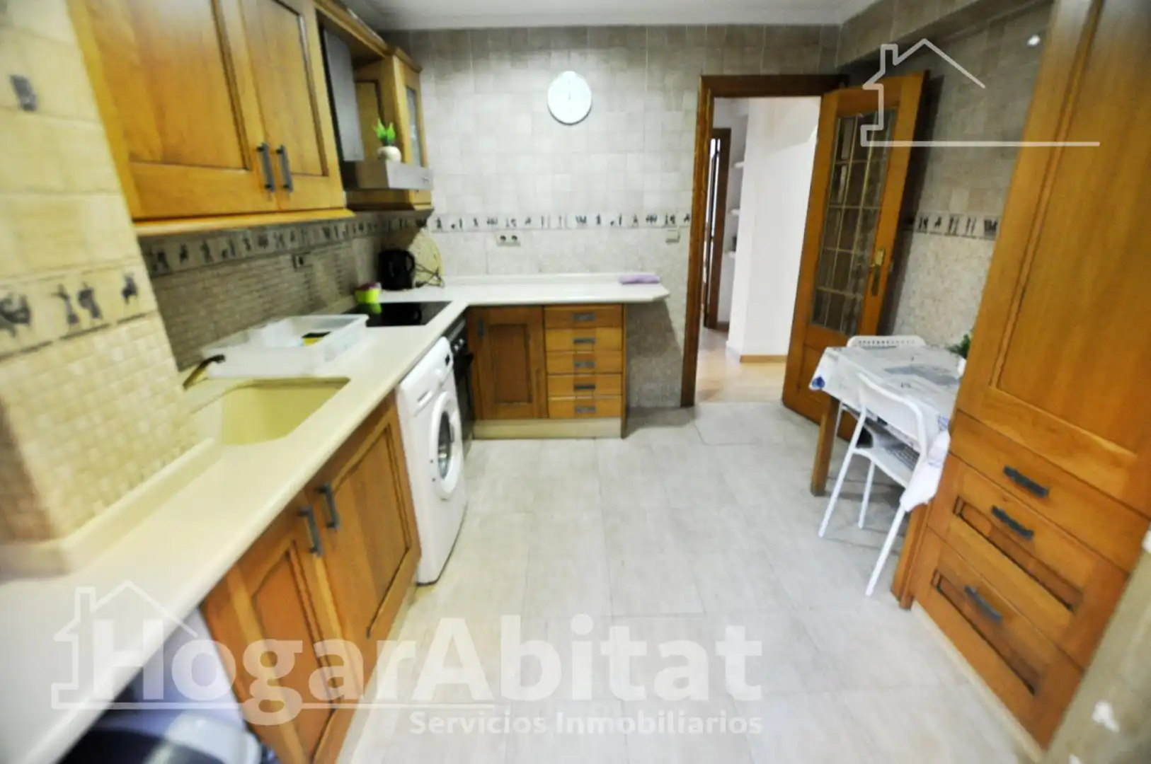 Küche von Wohnung zum Verkauf in Valencia mit Klimaanlage, Parkett und Terrasse