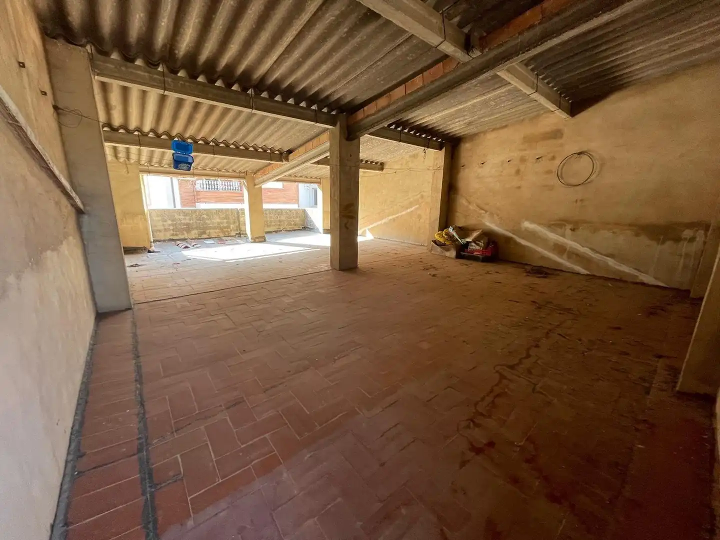 House with terrace for sale in Canals