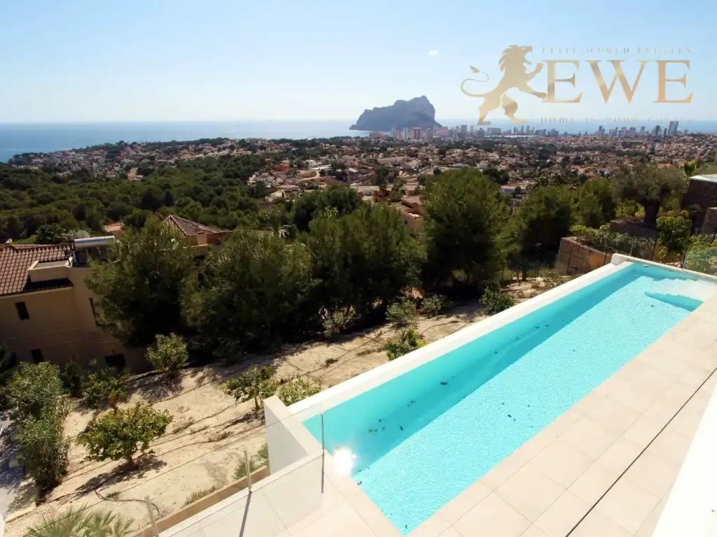 Piscina de Casa o xalet en venda en La Fustera  
