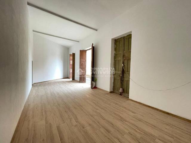 Local comercial en Alquiler en C/ Gumidafe en Gáldar pueblo