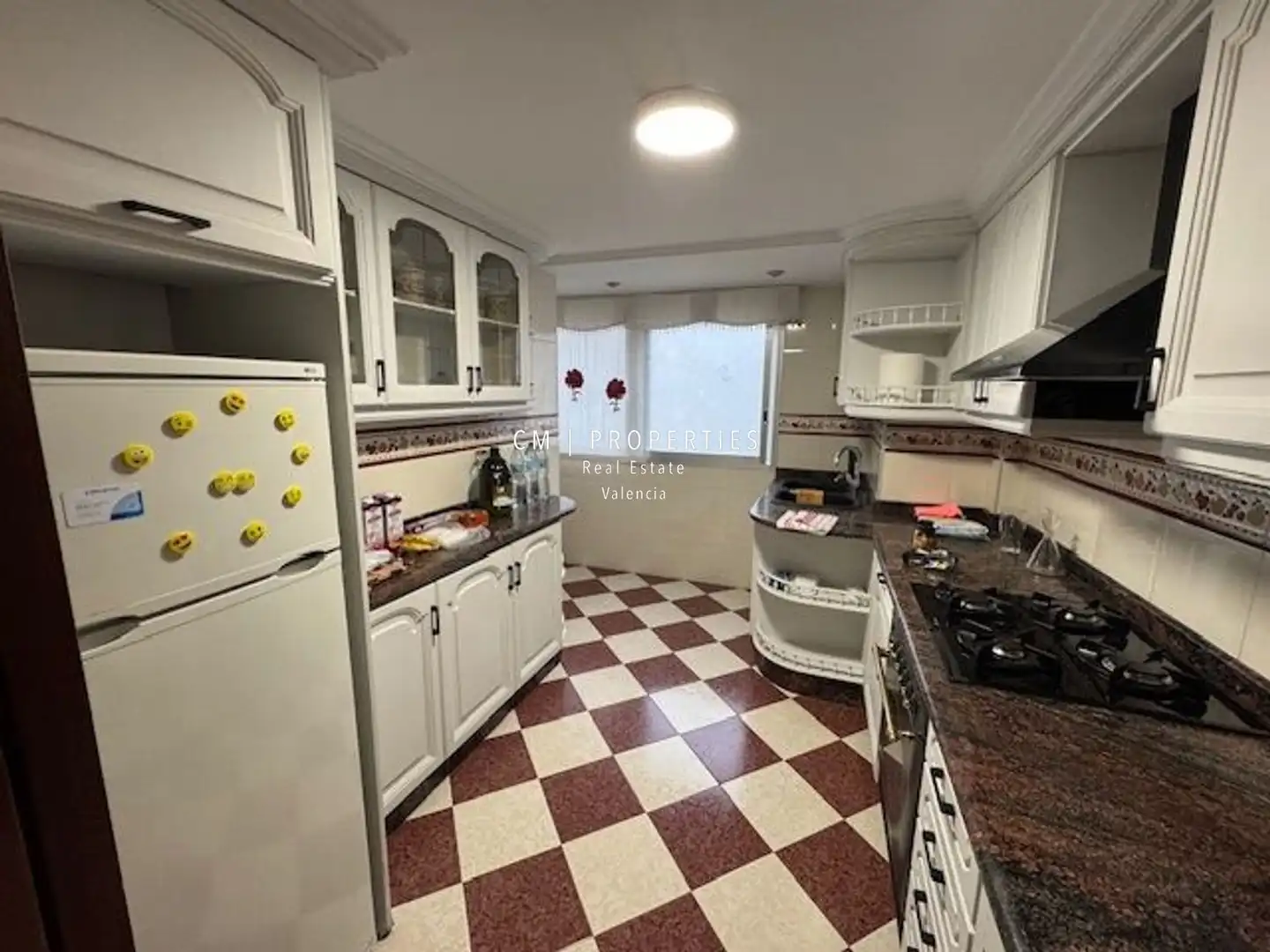Flat for rent in Ruben Vela, En Corts - Doctor Waksman