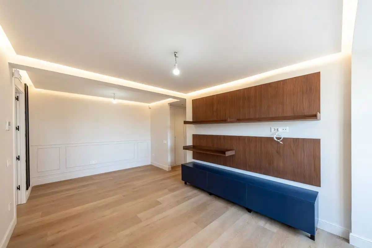 Flat with pool for sale in Avenida de Ramón y Cajal, imagen 2