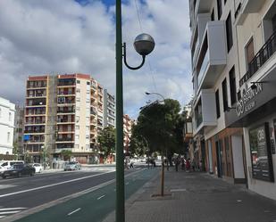 Vista exterior de Pis de lloguer en  Sevilla Capital amb Aire condicionat