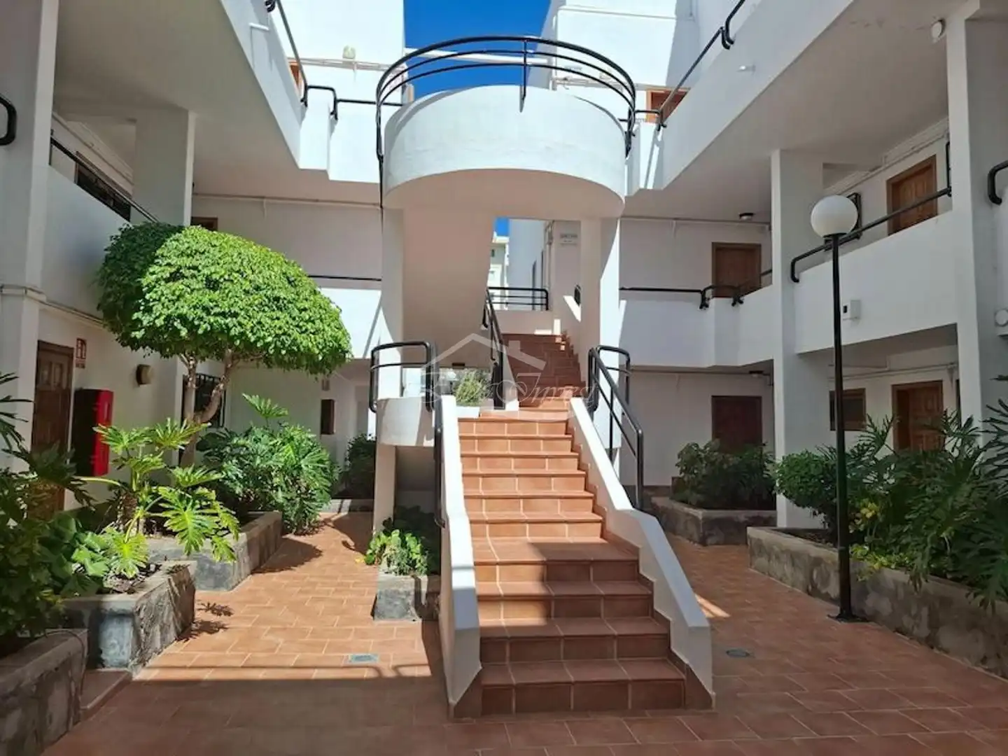 Piso en venta en Arona con Aire acondicionado, Terraza y Piscina