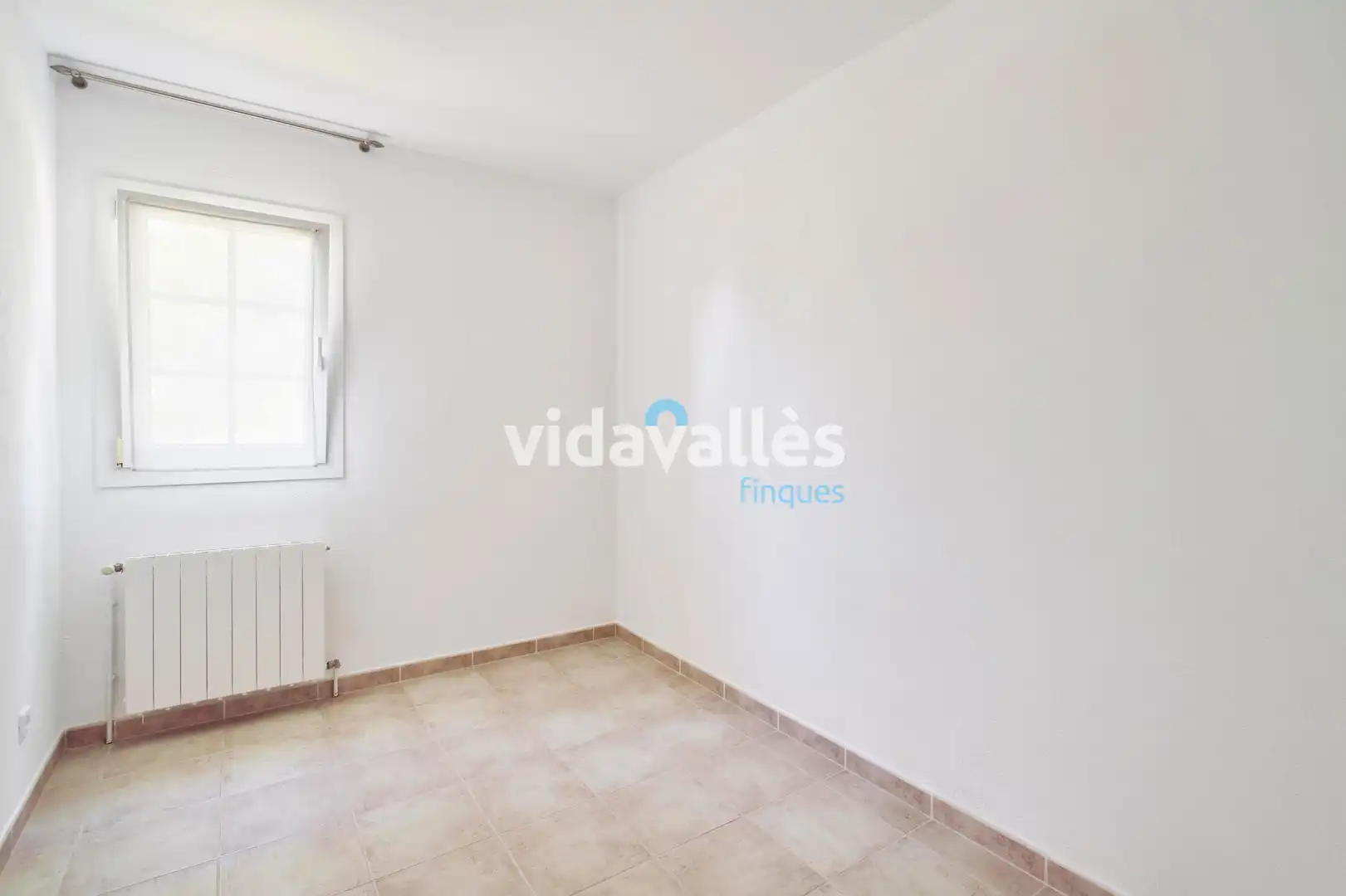 Dormitori de Casa o xalet en venda en Vallgorguina amb Aire condicionat, Calefacció i Jardí privat