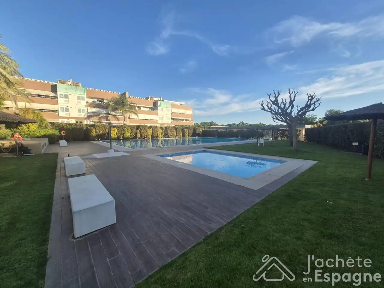 Swimming pool of Flat for sale in Rocafort  with Air Conditioner and Terrace