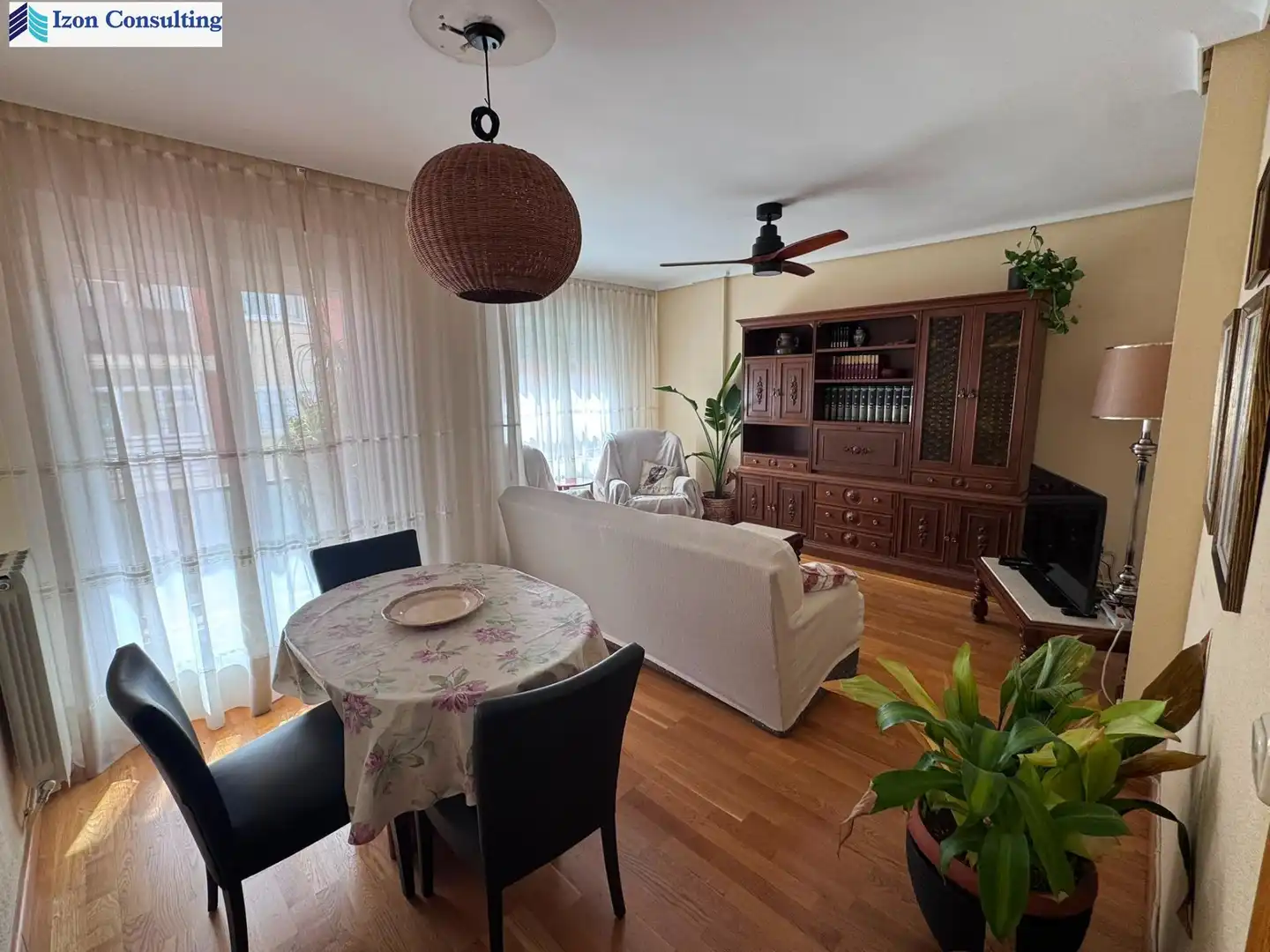 Living room of Flat for rent in Albacete  with Heating and Furnished