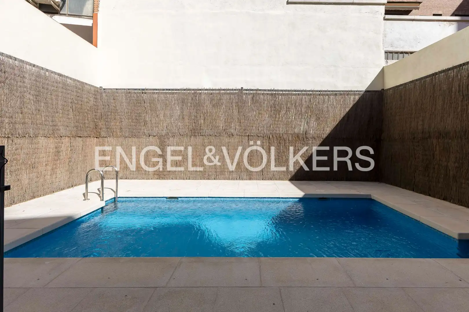 Piso de alquiler en Juan de la Hoz, Guindalera
