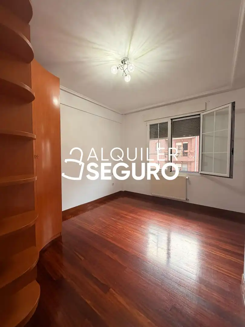 Bedroom of Flat for rent in Alonsotegi, Bizkaia