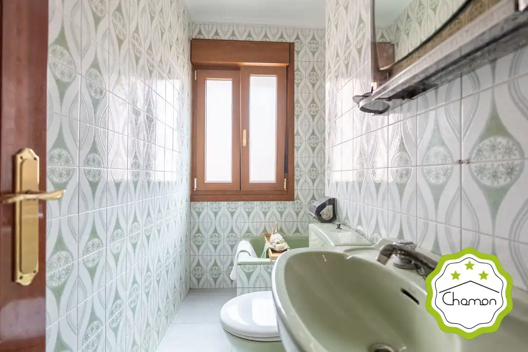 Baño de Piso en venta en Barakaldo  con Trastero