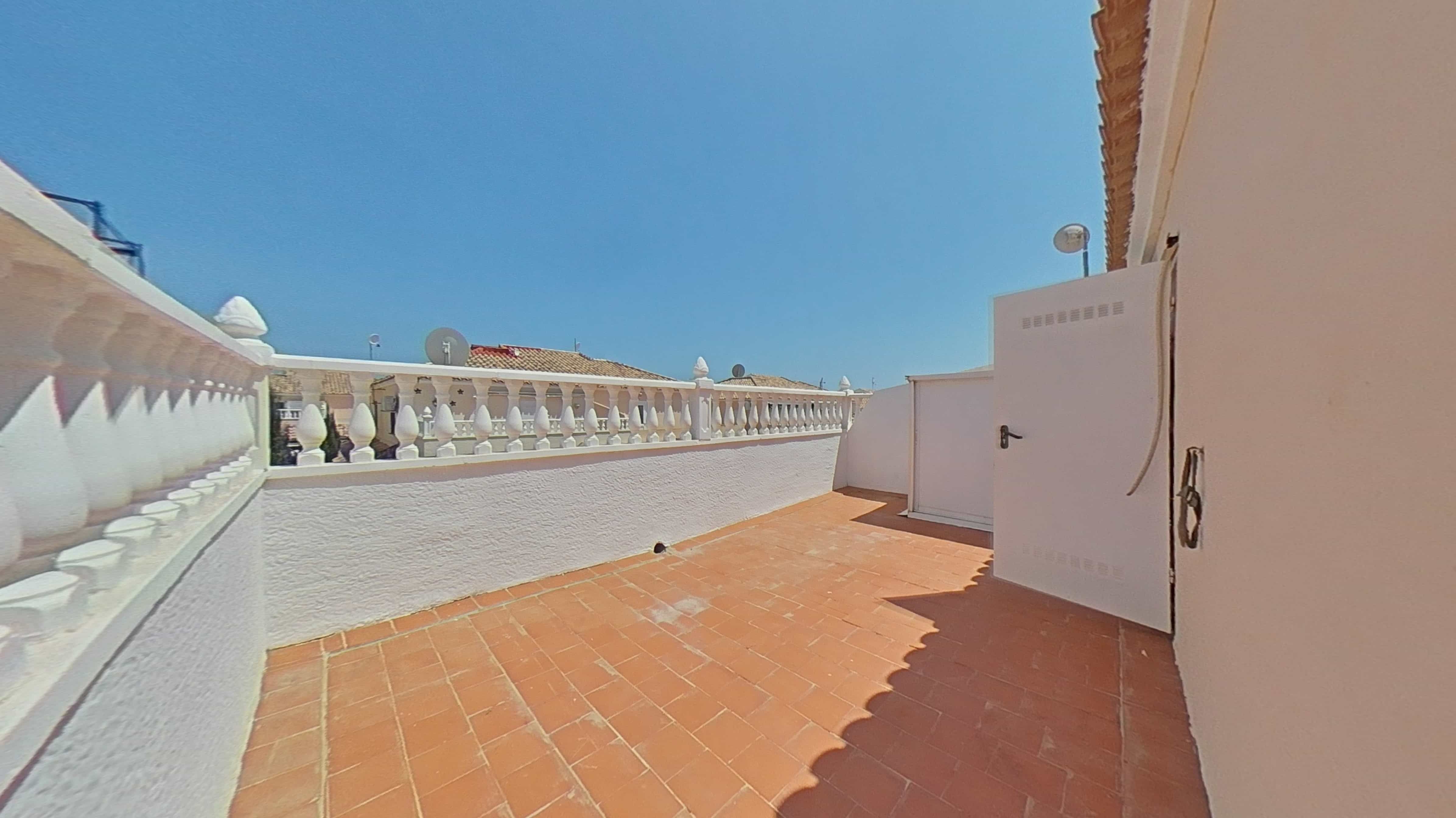Terrassa de Casa o xalet en venda en Orihuela amb Aire condicionat, Jardí privat i Terrassa