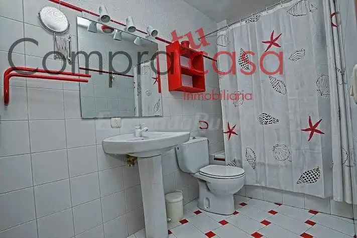Baño de Casa o chalet en venta en Valverde del Majano con Calefacción, Jardín privado y Terraza