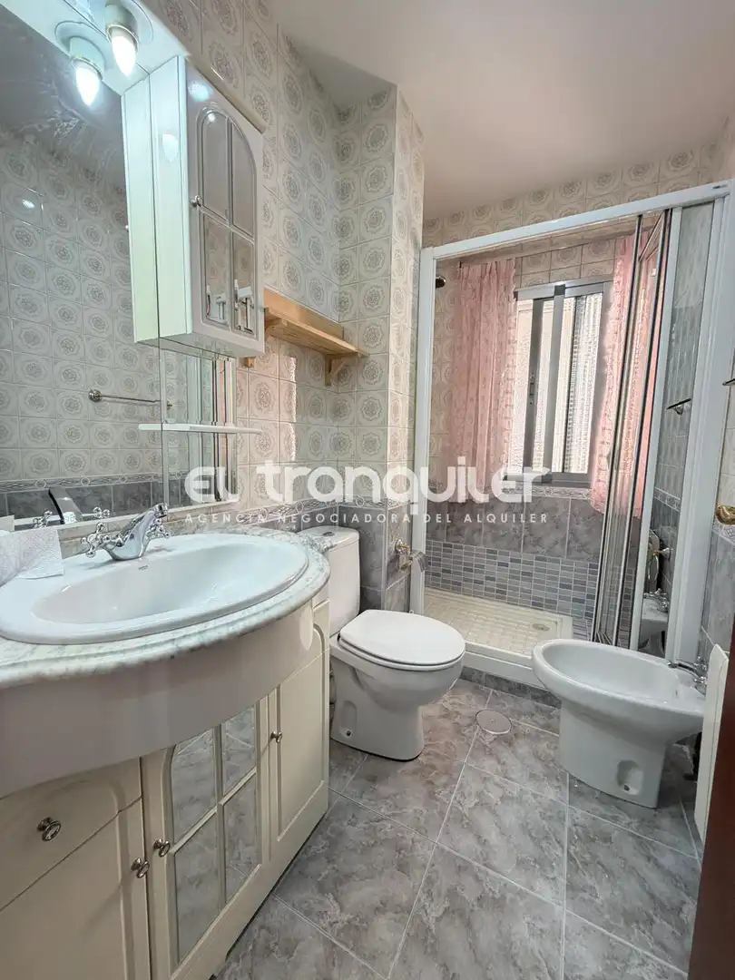 Flat for rent in Calle Ampurdan, Zarzaquemada