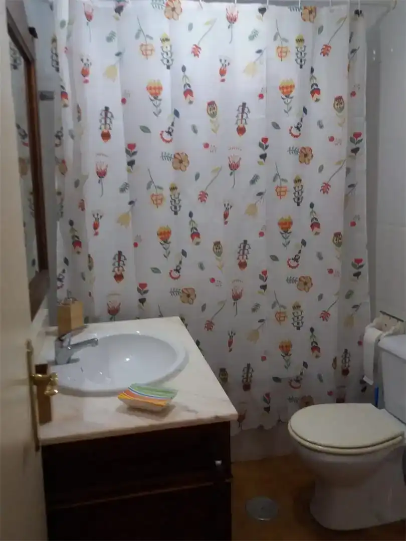 Baño de Casa adosada en venta en El Pedroso, Sevilla
