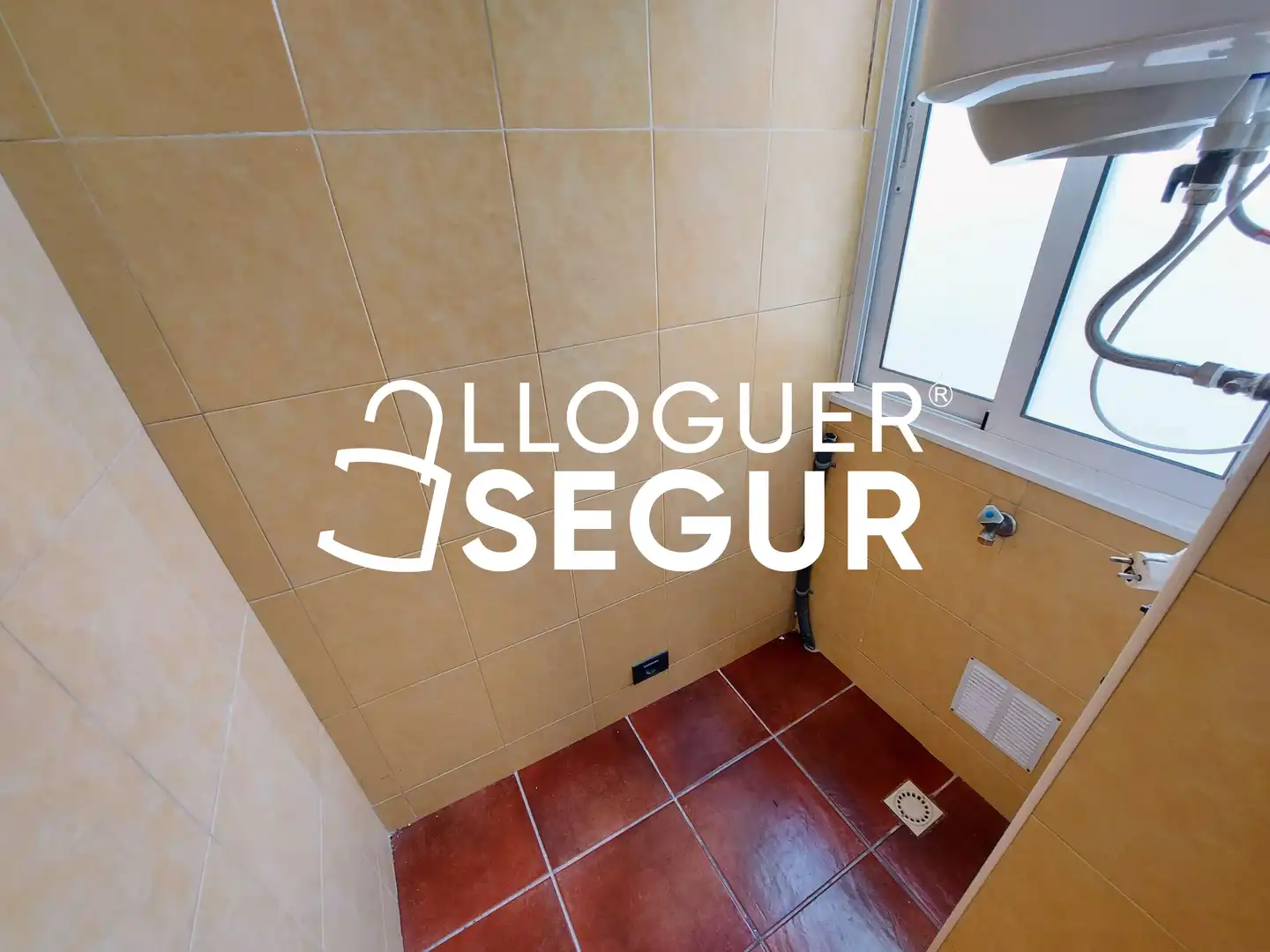 Attic for rent in Pins Dels, Les Planes