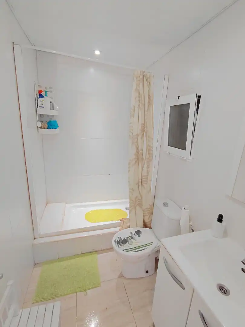 Bathroom of Flat for sale in Tarragona  with Air Conditioner, Heating and Parquet flooring