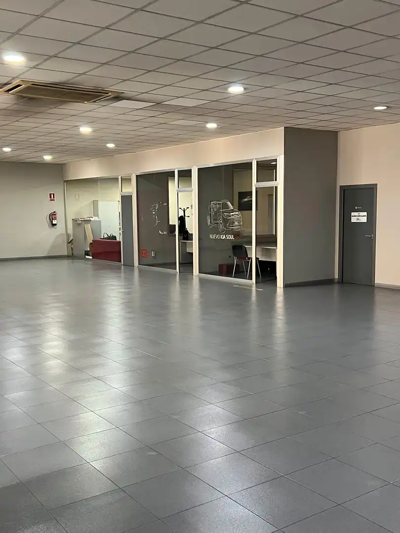 Commercial properties for rent in Gandia  with Air Conditioner, Furnished and Alarm