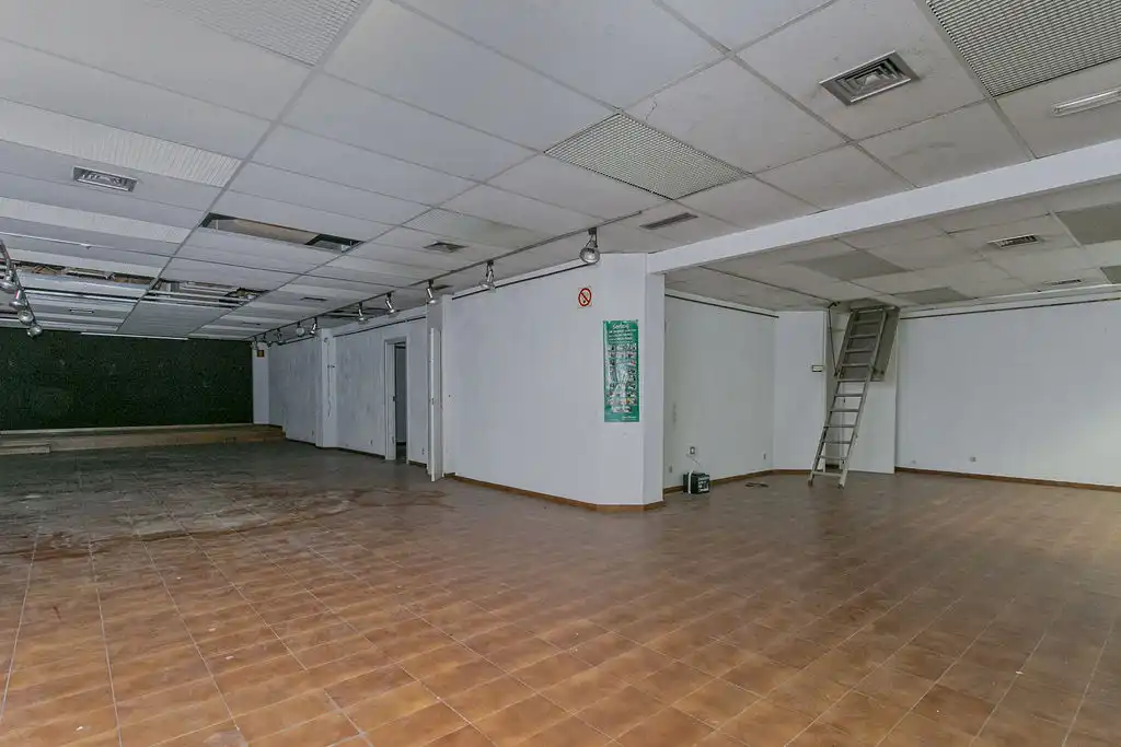Business premises for sale in C/ Providencia, imagen 7