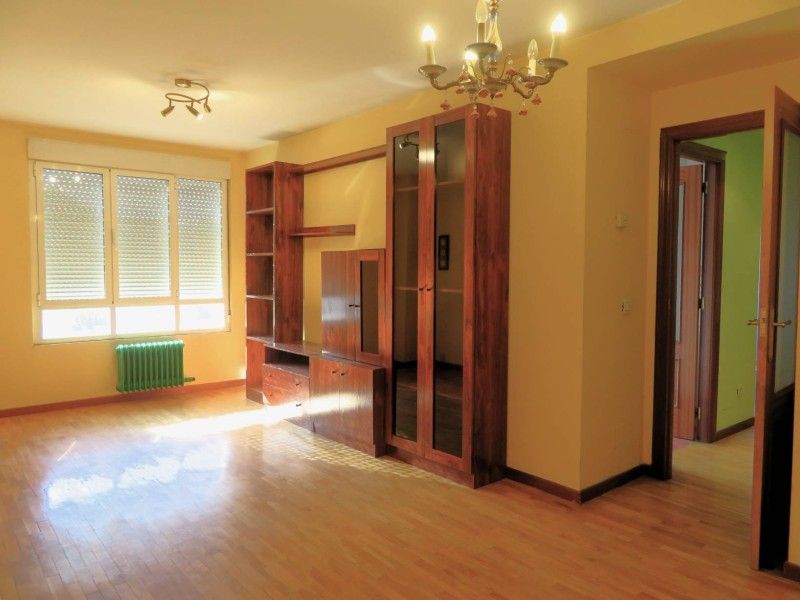 Living room of Flat for sale in San Andrés del Rabanedo  with Heating, Private garden and Terrace