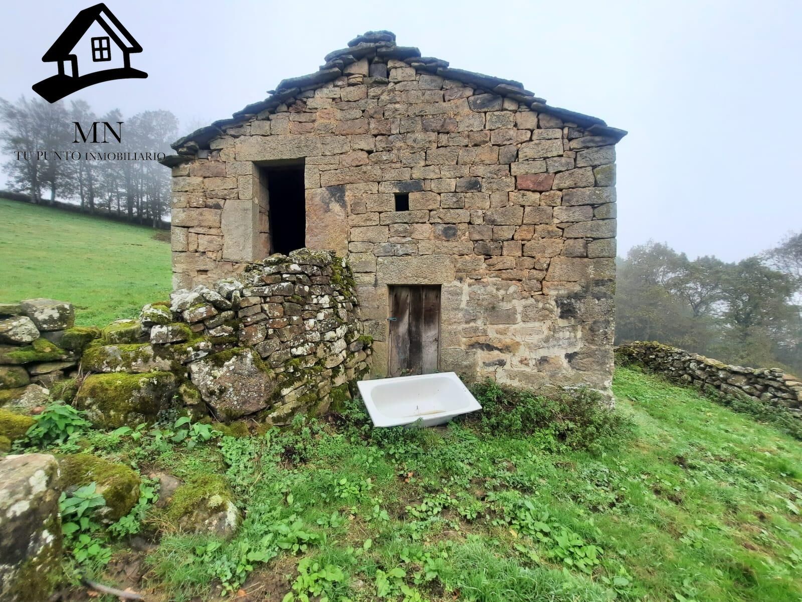 Exterior view of House or chalet for sale in Luena   with Private garden