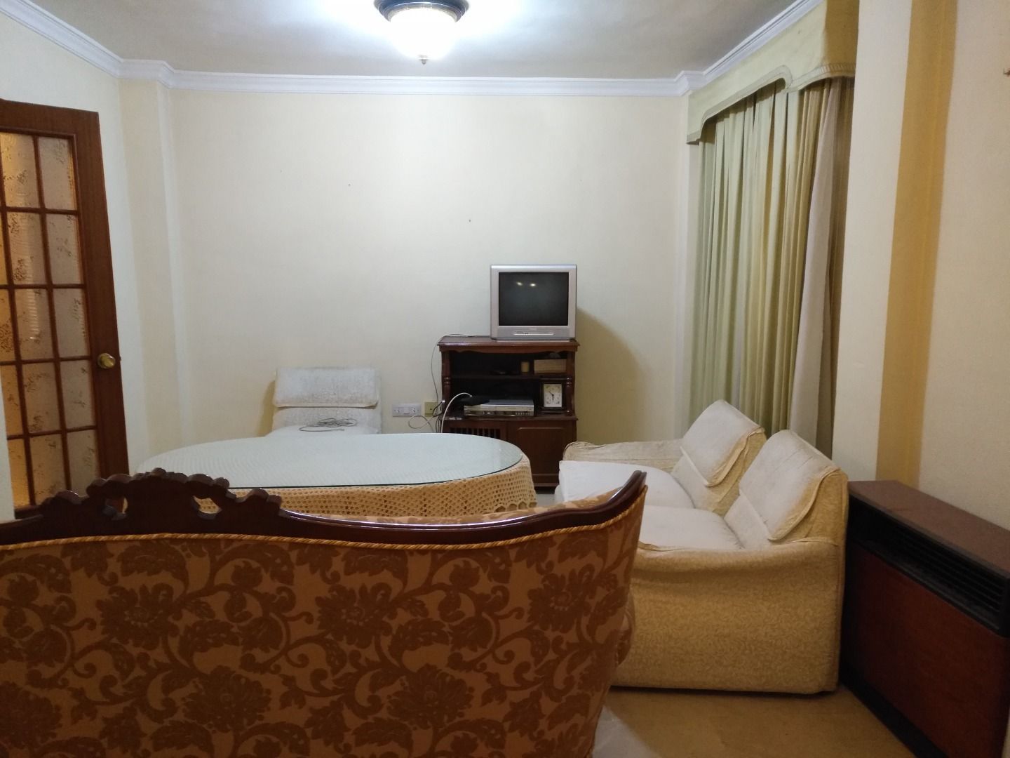 Living room of Flat for sale in Ubrique  with Air Conditioner, Storage room and Furnished