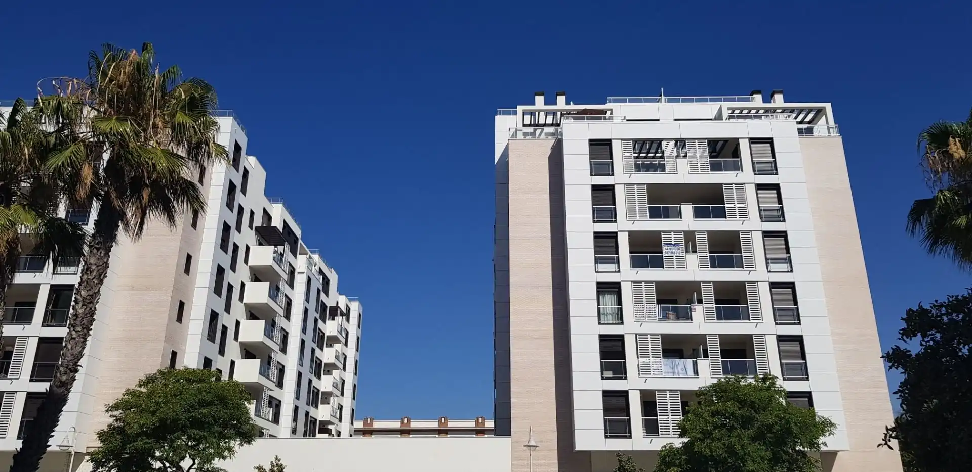 Vista exterior de Piso de alquiler en Málaga con Aire acondicionado, Parquet y Terraza