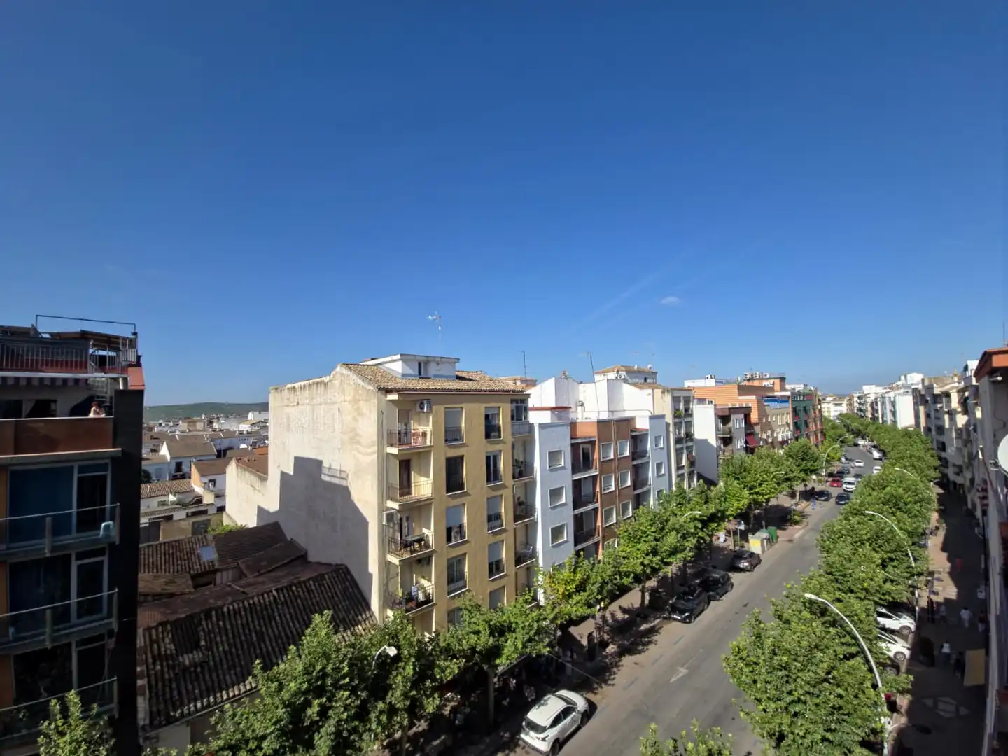 Vista exterior de Ático en venta en Andújar con Aire acondicionado, Terraza y Amueblado