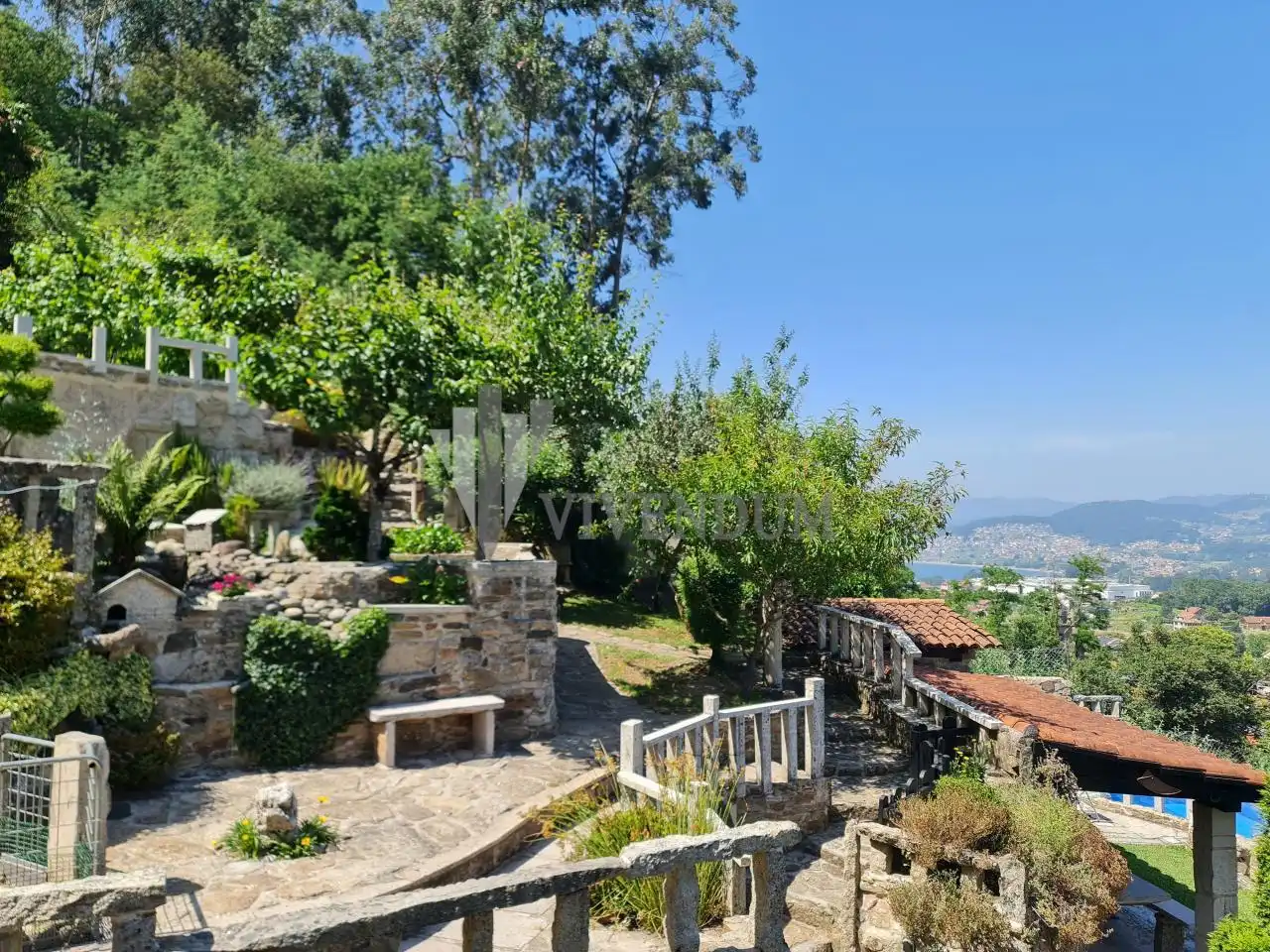Jardín de Casa o chalet en venta en Redondela con Calefacción, Jardín privado y Terraza
