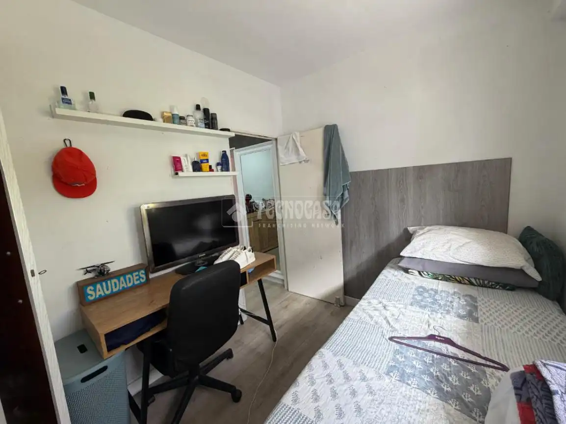 Habitación de Piso en venta en Madrid con Terraza