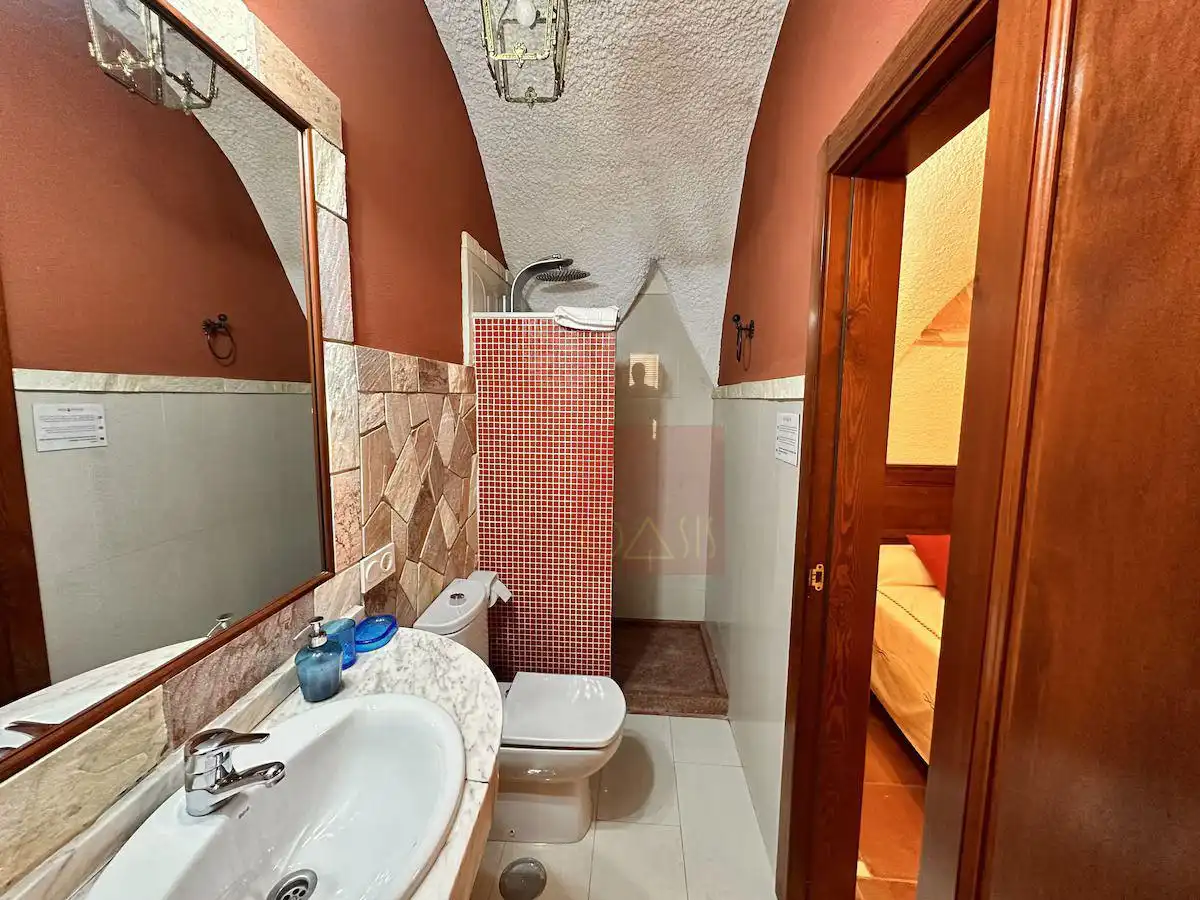Baño de Finca rústica en venta en Benalúa, Granada