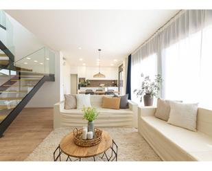 Sala d'estar de Casa adosada en venda en Sant Fruitós de Bages amb Aire condicionat, Calefacció i Jardí privat