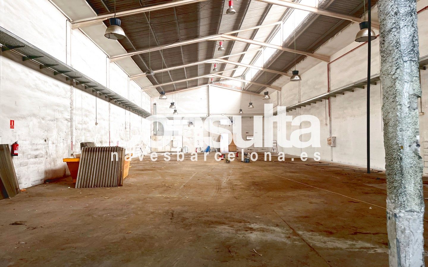 Exterior view of Industrial buildings to rent in Badalona