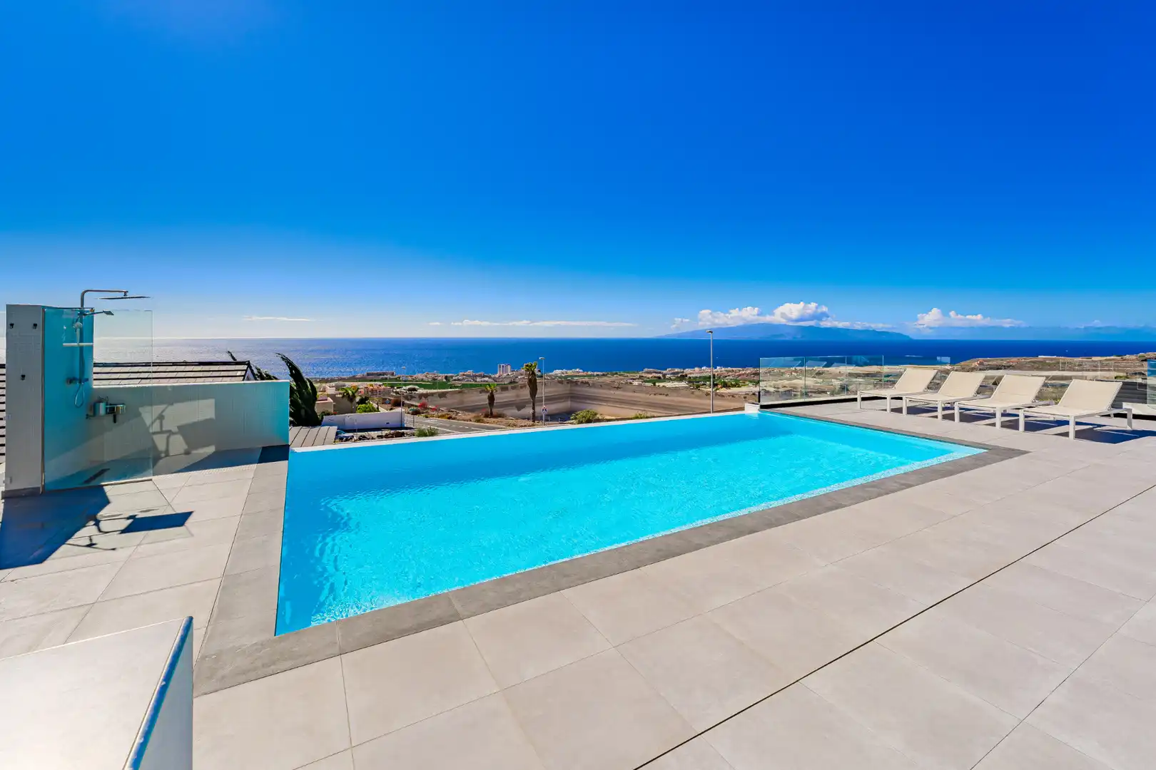 Swimming pool of Houses for sale in Adeje  with Air Conditioner, Private garden and Terrace