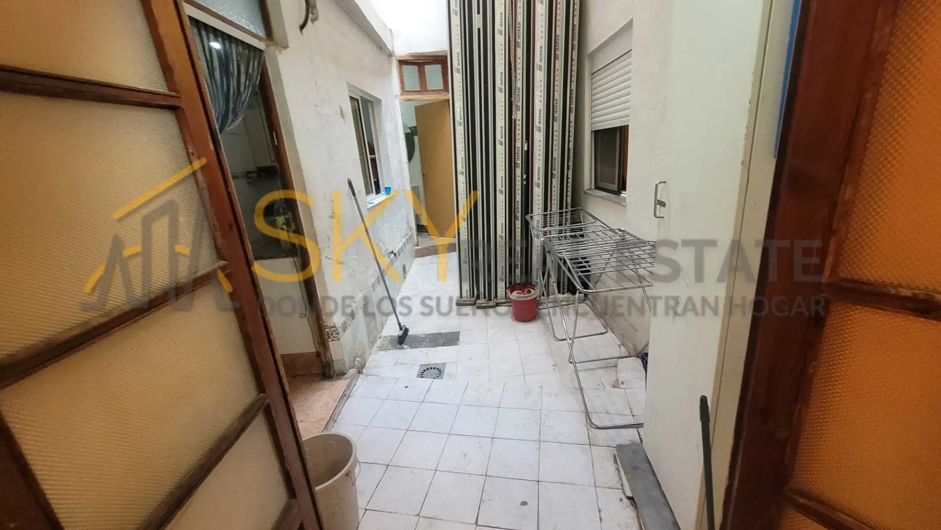 Vista exterior de Casa adosada en venta en Buñol con Terraza, Trastero y Amueblado