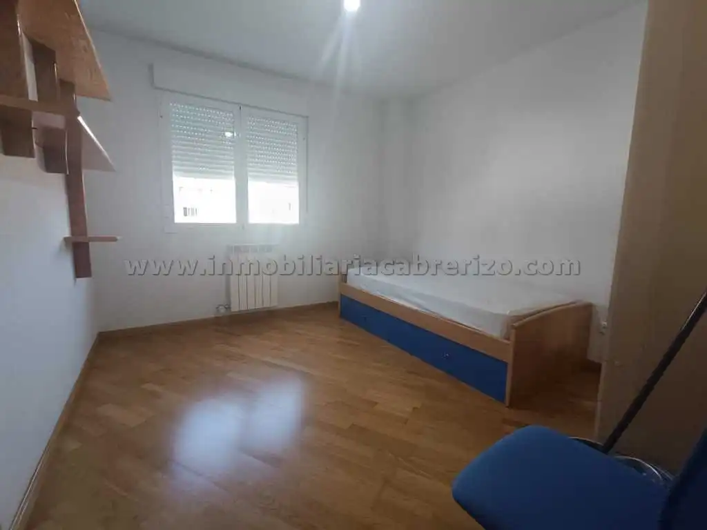 Bedroom of Apartments for sale in Villamediana de Iregua  with Heating, Parquet flooring and Terrace