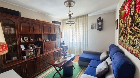 Foto 3 de Piso en venta en Lugones, Siero