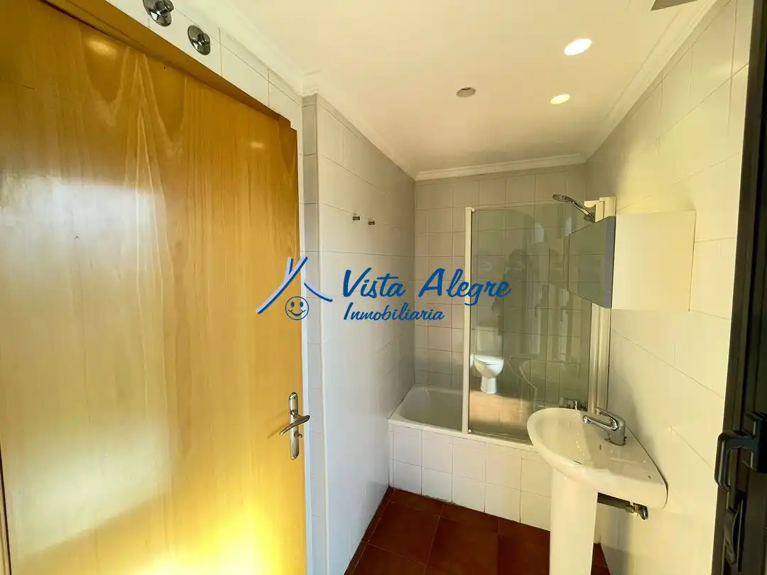 Bathroom of Duplexes for sale in Cirueña  with Heating, Private garden and Terrace