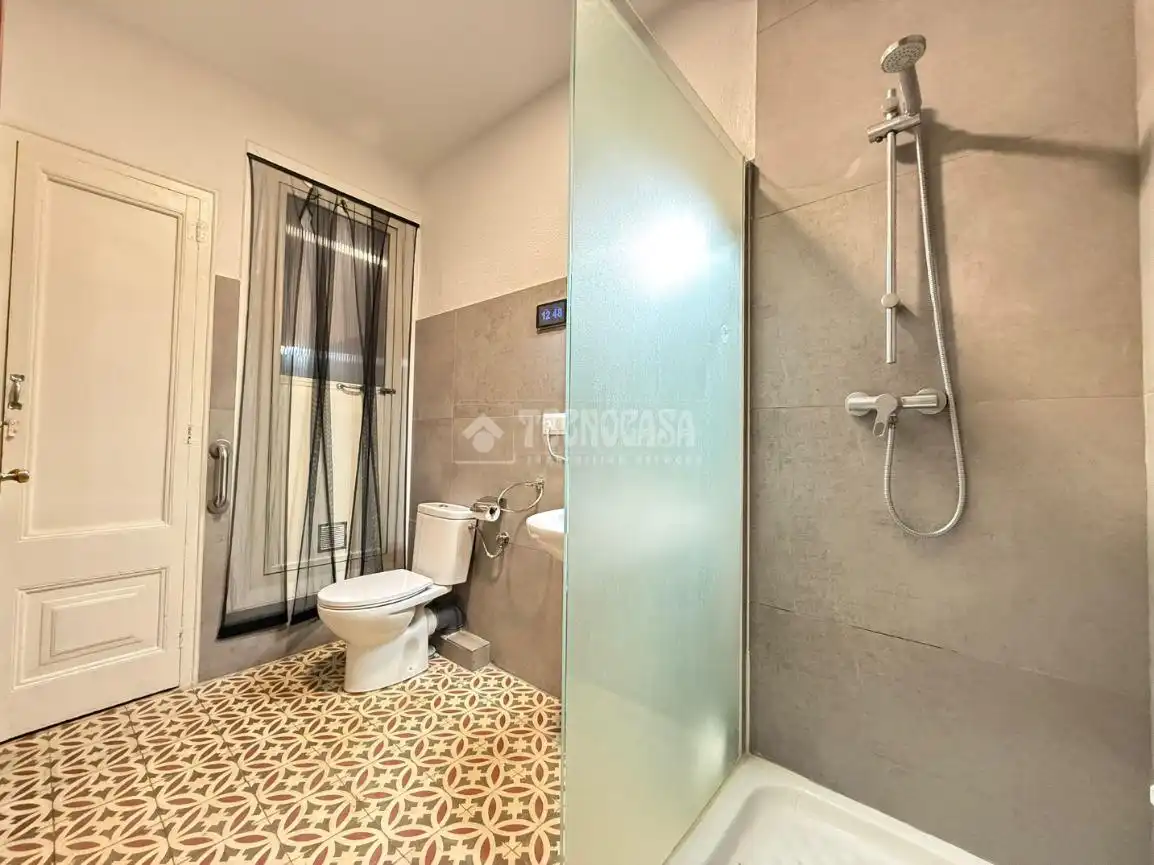 Baño de Piso en venta en Barcelona