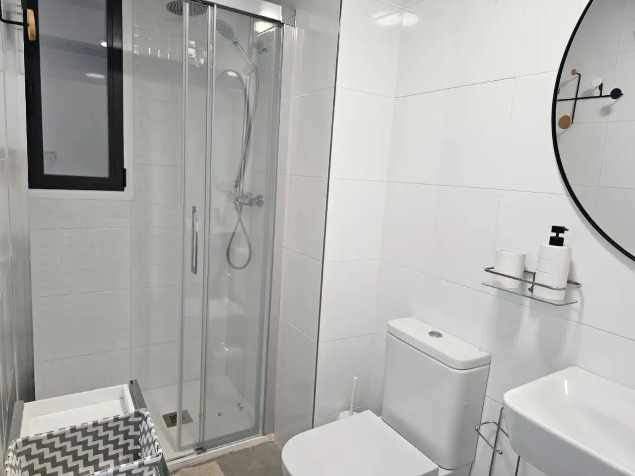 Bathroom of Flat for rent in Murcia  with Air Conditioner, Terrace and Furnished