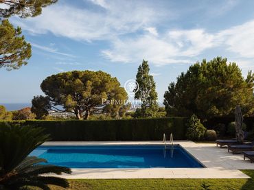 Casa con piscina in vendita a Cabrera de Mar