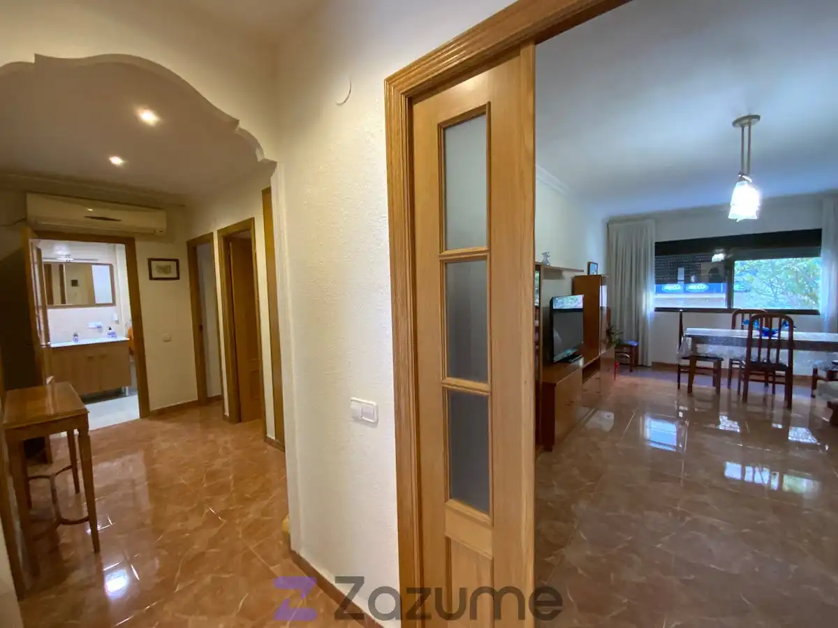 Flat for rent in Valencia  with Air Conditioner, Heating and Terrace