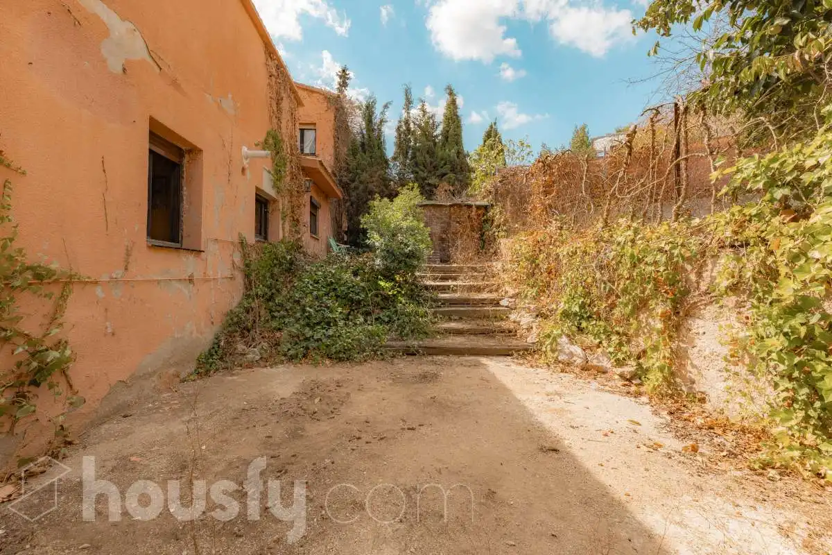 Vista exterior de Casa o xalet en venda en Vallirana, Barcelona