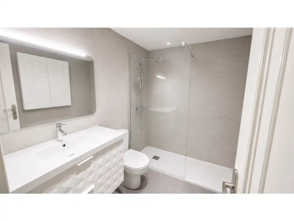 Badezimmer von Wohnung zum Verkauf in Altea
