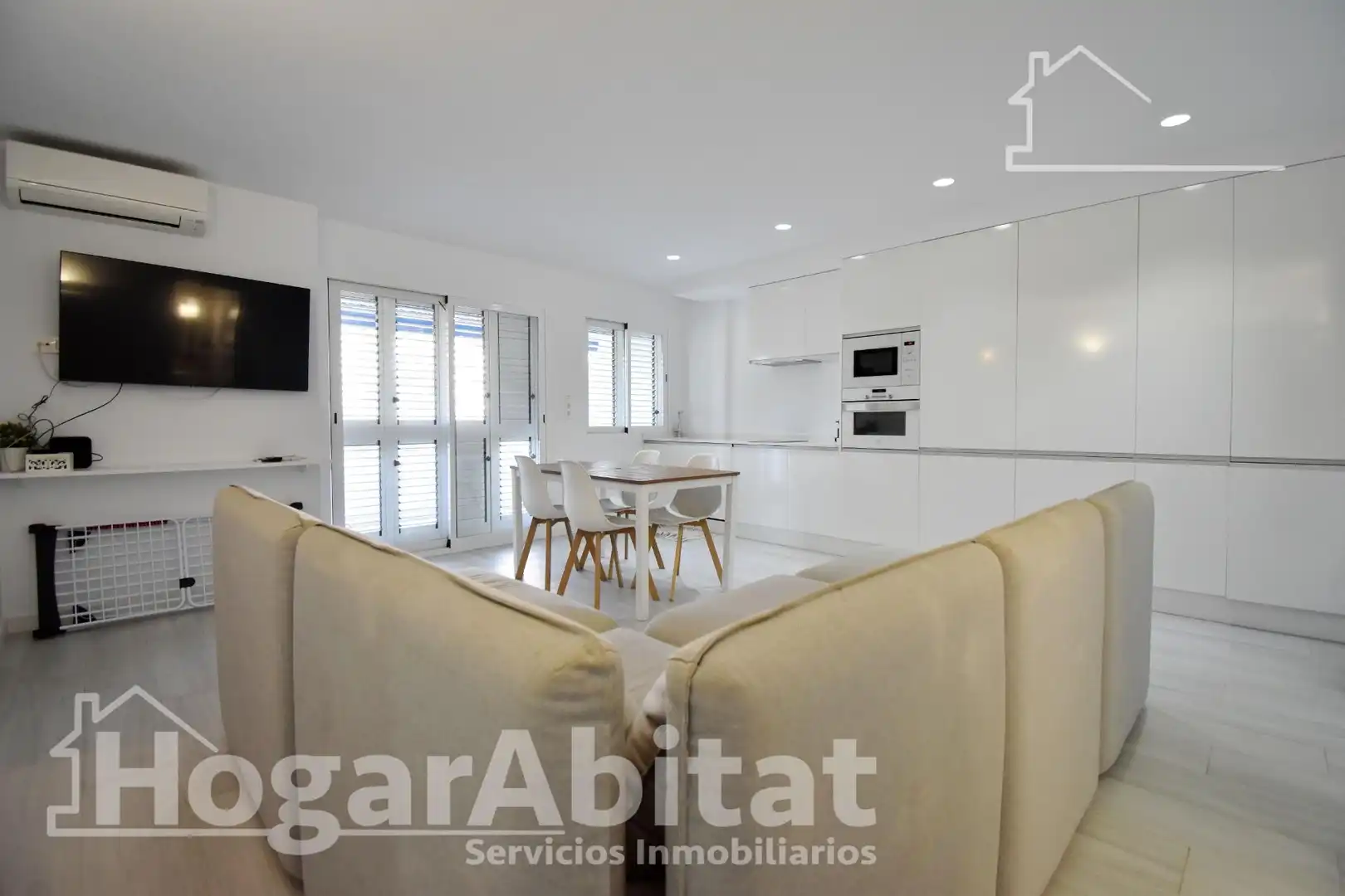 Living room of Flat for sale in Cullera  with Private garden, Terrace and Furnished