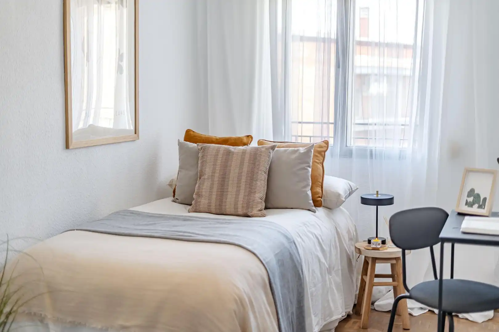 Bedroom of Flat for sale in Madrid  with Air Conditioner, Terrace and Balcony